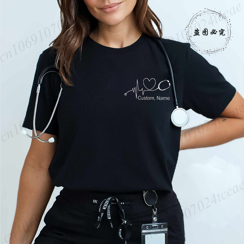 Women Fashion Names - เสื้อพยาบาลพิมพ์ลายตามสั่ง พร้อมลายหูฟังแพทย์และเสียงหัวใจเต้น เสื้อยืด RN สำหรับผู้หญิงและผู้ชาย เสื้อผ้าแฟชั่นฤดูร้อน