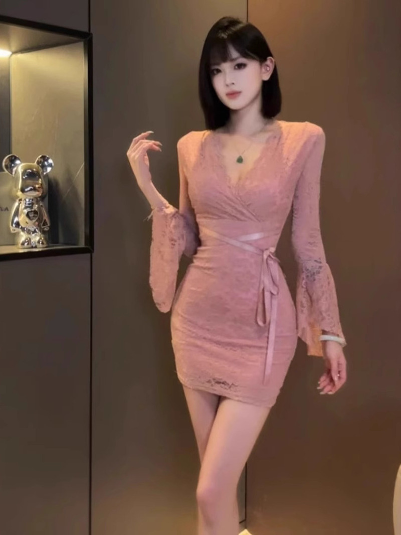 Women Fashion Dress Names - เซ็กซี่ลูกไม้แขนกระดิ่งชุดผู้หญิงกระโปรงดินสอแลดูผอมเอวออกแบบฤดูใบไม้ร่วงฤดูหนาวสไตล์ใหม่ชื่อเลดี้แฟชั่นชุด D9V5
