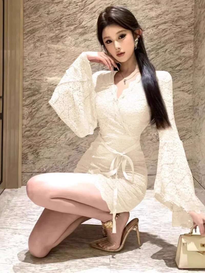 เซ็กซี่ลูกไม้แขนกระดิ่งชุดผู้ห - Women Fashion Dress Names บทวิจารณ์และราคา